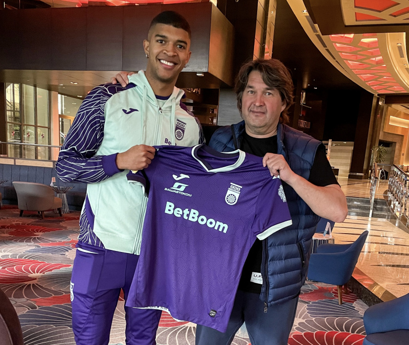 Дилан Ортис