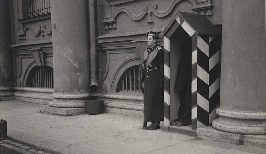 "Квартира" Императорской семьи в Зимнем дворце. Как они жили в этом огромном дворце?