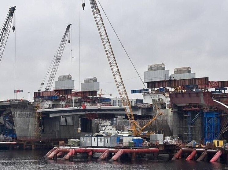     Высота центральной части моста над поверхностью воды составит 15 метров. Фото: пресс-служба комитета по развитию транспортной инфраструктуры Петербурга