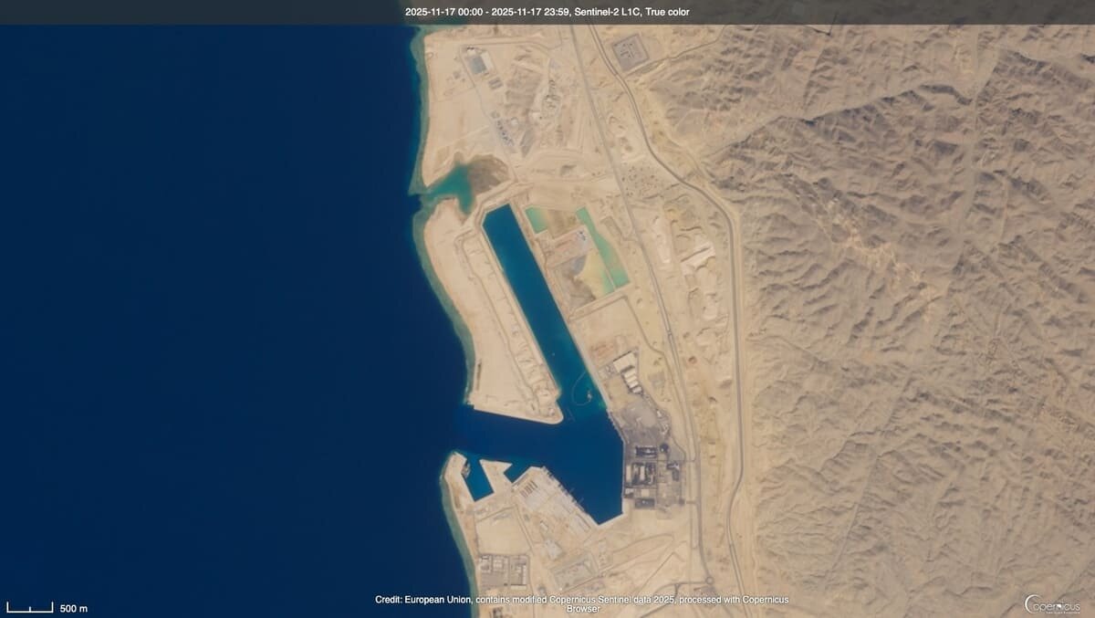    Строительная площадка плавучего города-порта Оксагон / © Copernicus