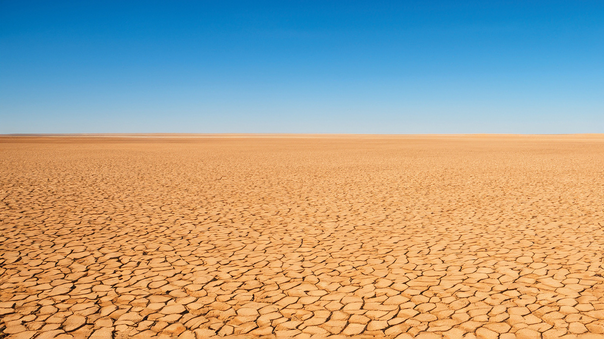     Фото: Oli_of_the_valley/Shutterstock/FOTODOM Более 6 млн лет назад Красное море превратилось в гигантскую соляную пустыню