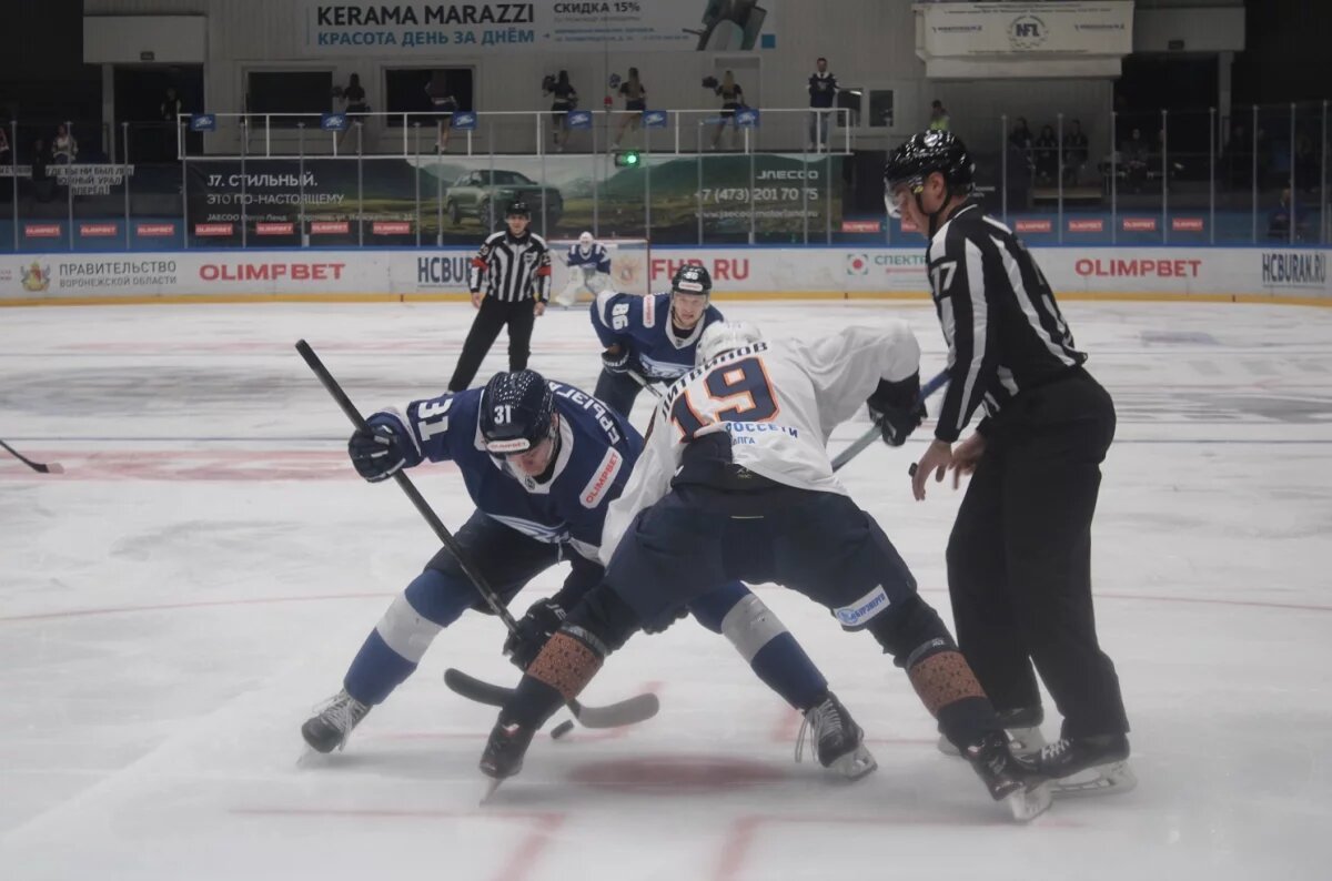    Воронежский «Буран» на своем льду уступил «Дизелю»