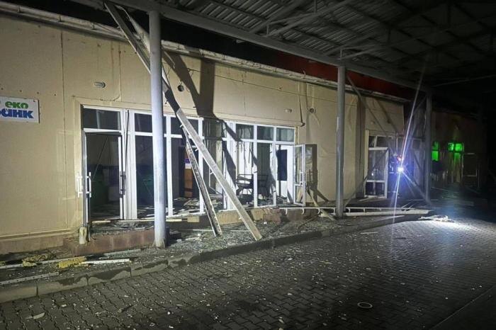 Первые фото последствий ночного массированного удара Гераней в Одесской области. ККП на паромной переправе в районе н.п. Орловка, источник Телеграм-канал Хроники Гераней