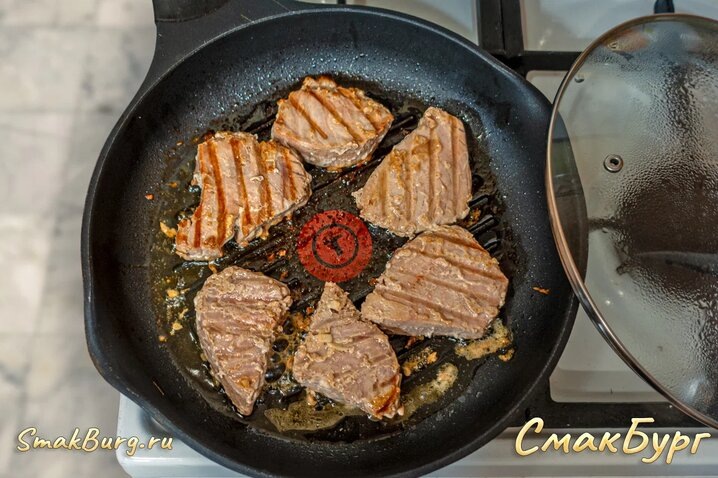 Аппетитные стейки-гриль в домашних условиях. Готовим вместе за 20 минут!