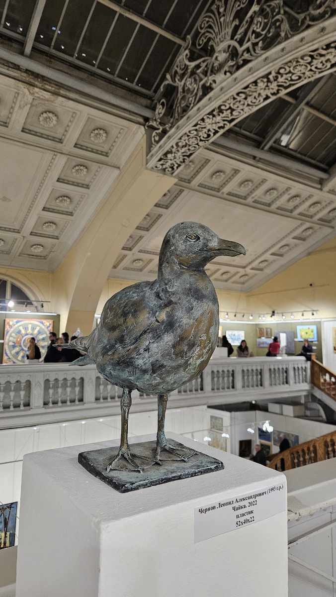 Выставка "Осень 2025" в Санкт-Петербурге союзе художников (фотография автора)