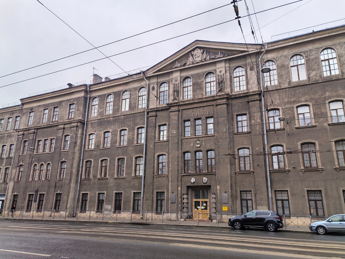 Военмех. Ст. м. Технологический институт