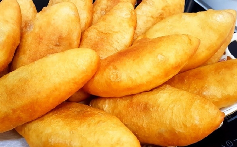 Пирожки на кипятке: секрет пышного теста, который всегда работает