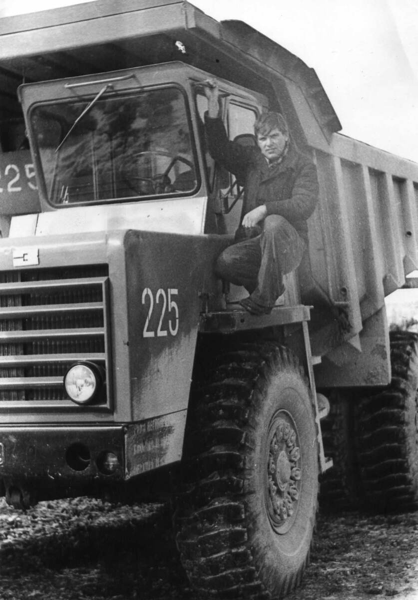 Фото автора. 80 годы двадцатого века. БелАЗ–540. Рабочая лошадка.