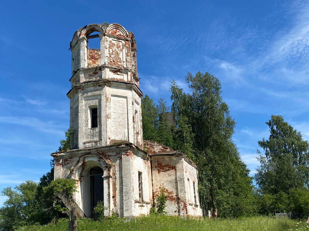 Церковь в с. Остолопово