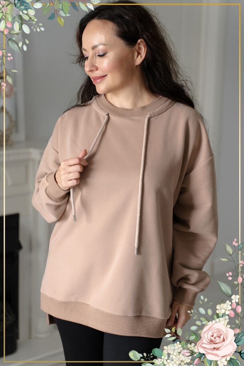 Фото из клуба VeneraSews - образец свитшота на хозяйке клуба Венере