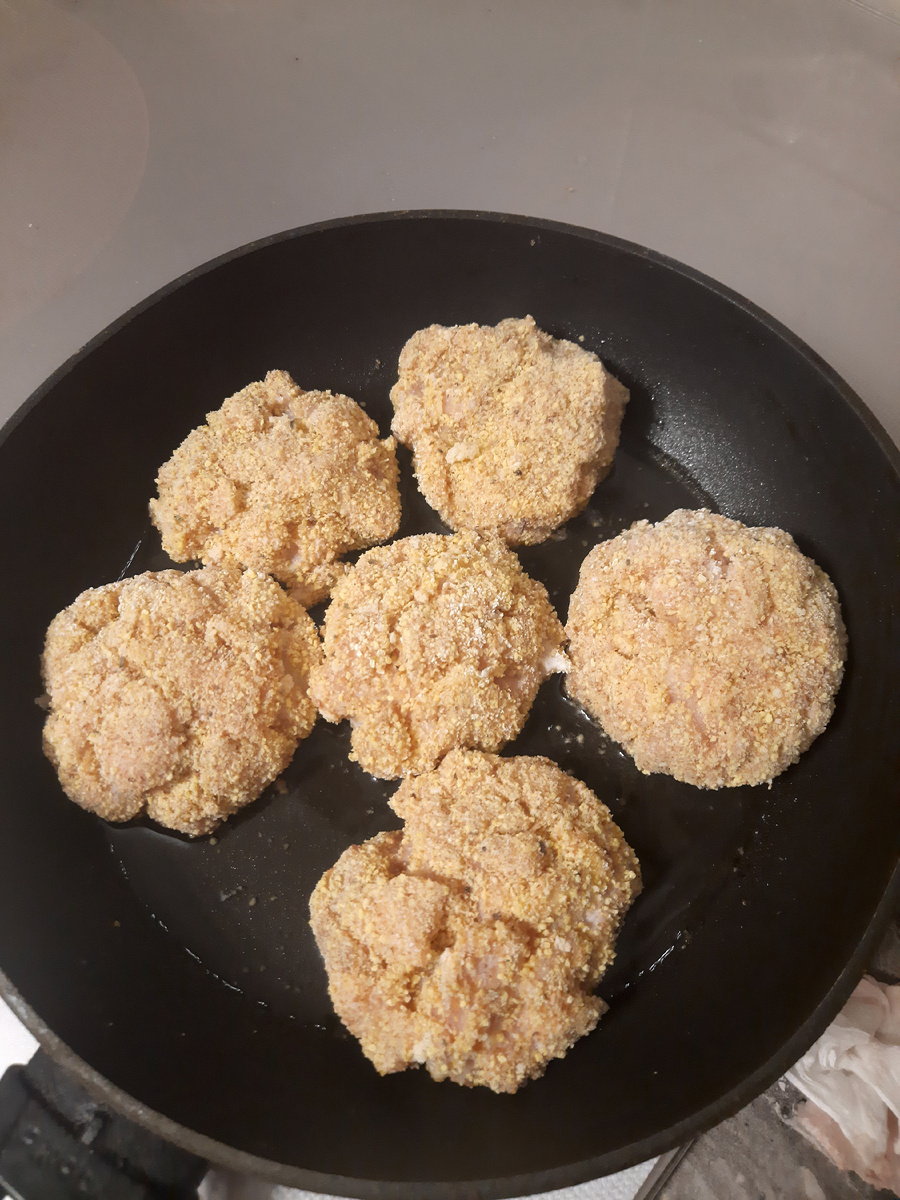 Рубленные котлеты в панировке
