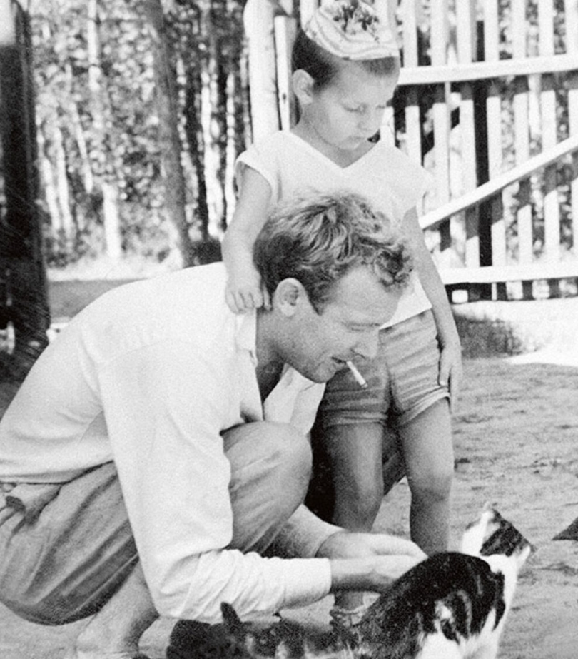 Иннокентий Смоктуновский с сыном