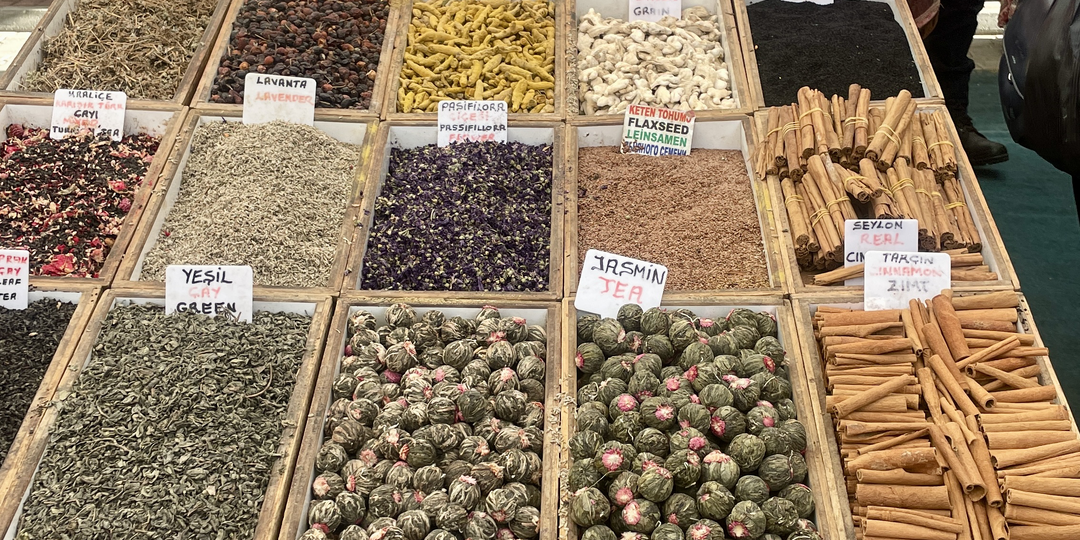 🍋🕌 Турецкий Базар в Махмутларе: Где Найти Самое Свежее и Как Не Переплатить