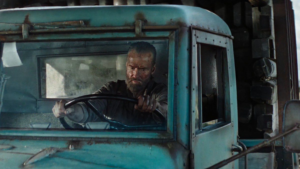 Кадры с фильма «Бессмертный: Кровавая дорога домой» 2025