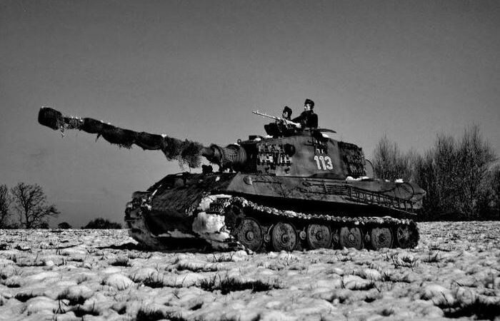 Противников машина не удивила.