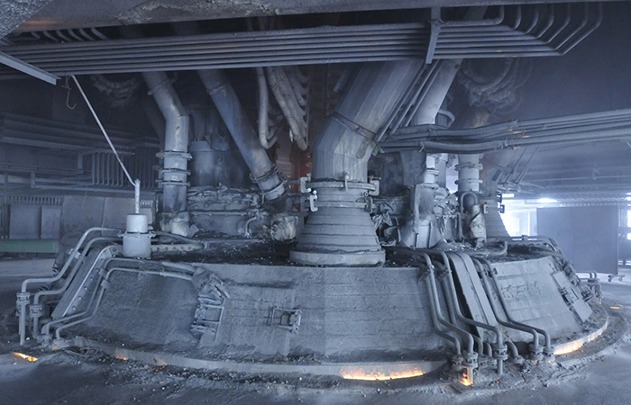 Электрическая печь для плавки титана