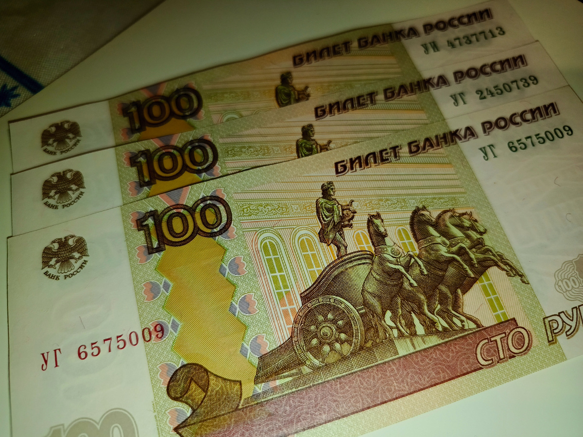 Есть в запасе разные серии... Сергей Ж решил раскозать и про эти запасы... Причем в состоянии ПРЕС!