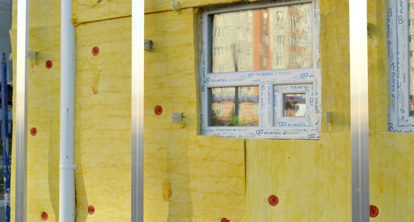    Минвата и пенопласт отдыхают: старинный способ утепления, который работает по сей день