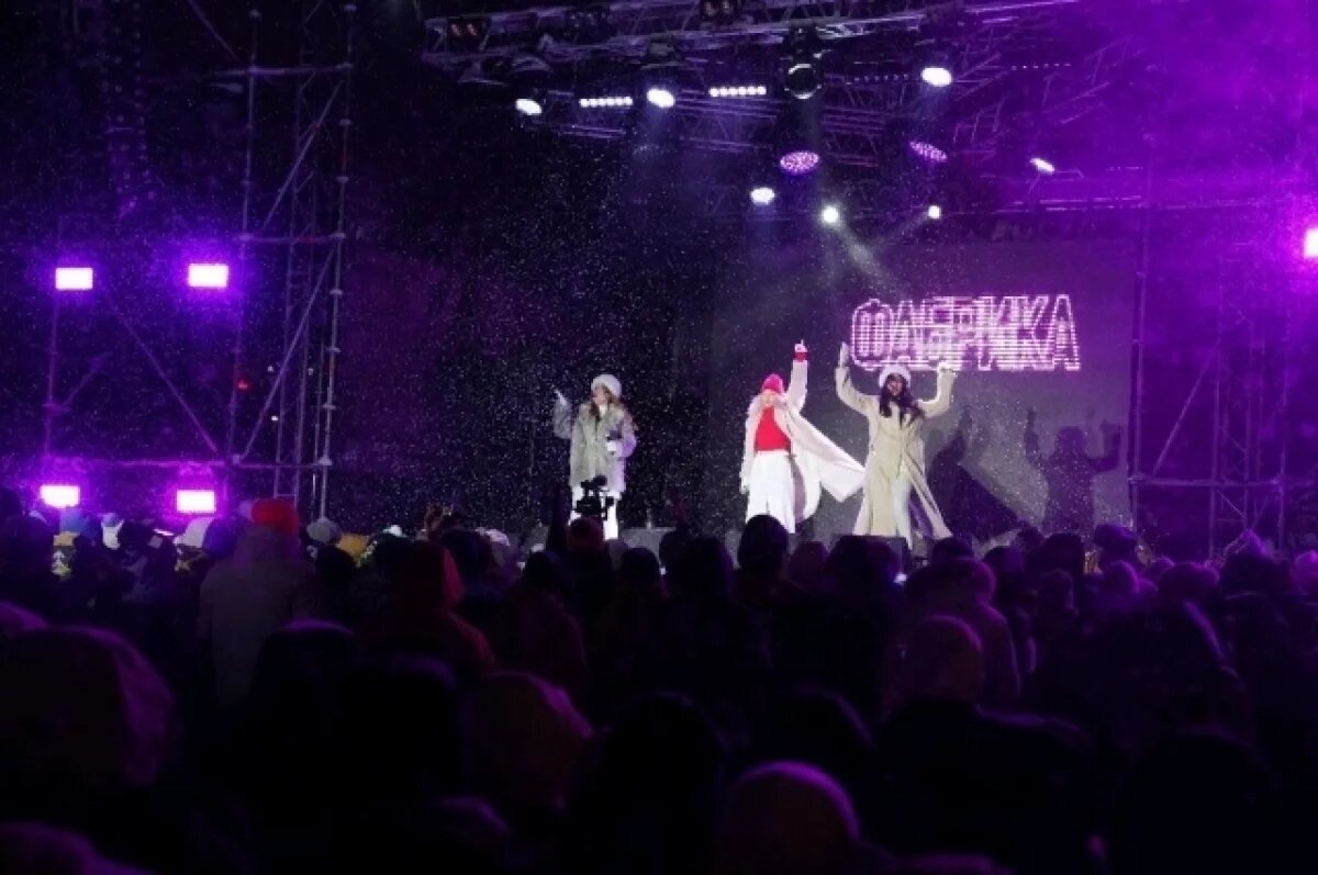    Хедлайнером фестиваля стала группа «Фабрика».