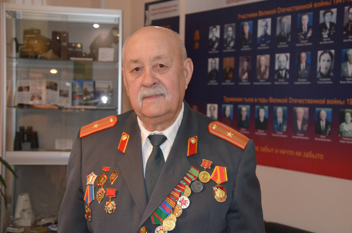 Виктор Михайлович Овчинников