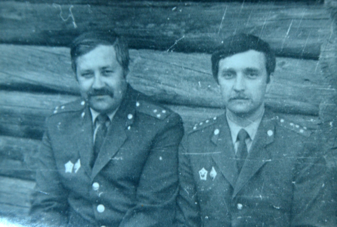 
С братом Юрием в селе Красный Ясыл у родителей 1983-1984г.г.