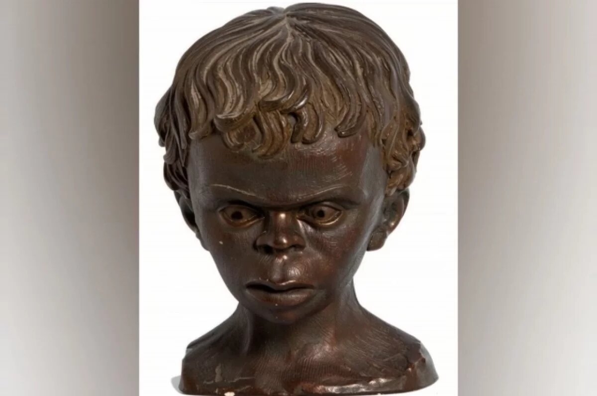    Реконструкция маленького неандертальца из Староселья.