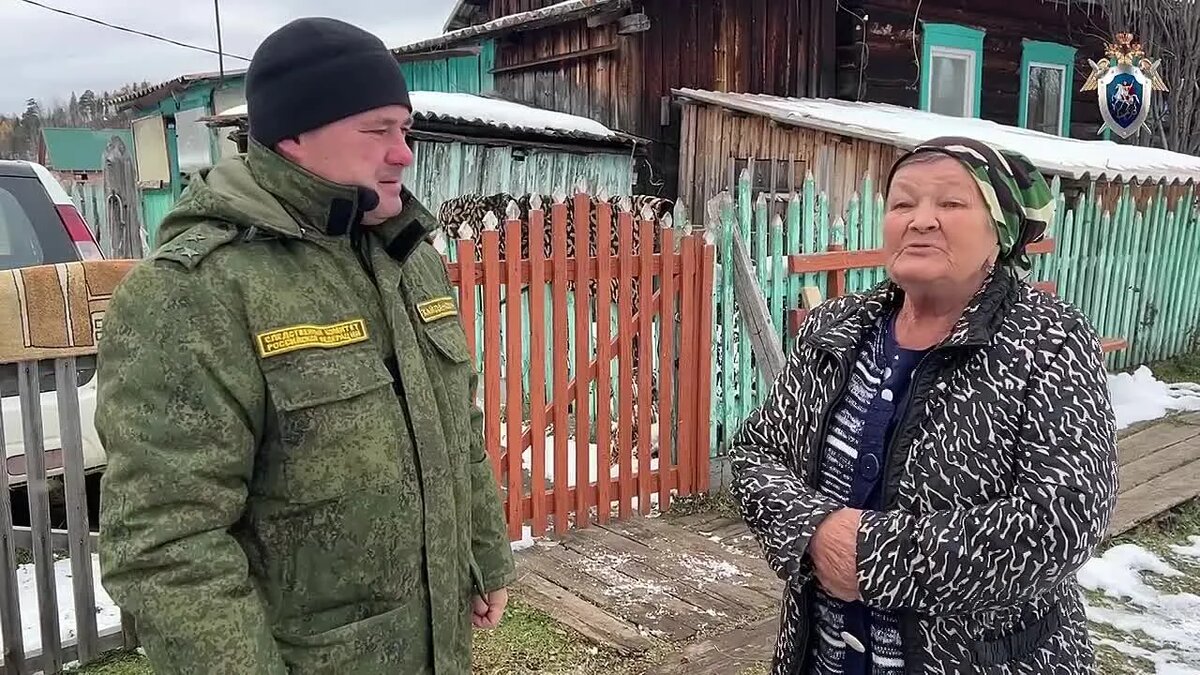 Жительница поселка, последняя  видевшая, как Усольцевы уходили от машины в лес.  фото: яндекс.