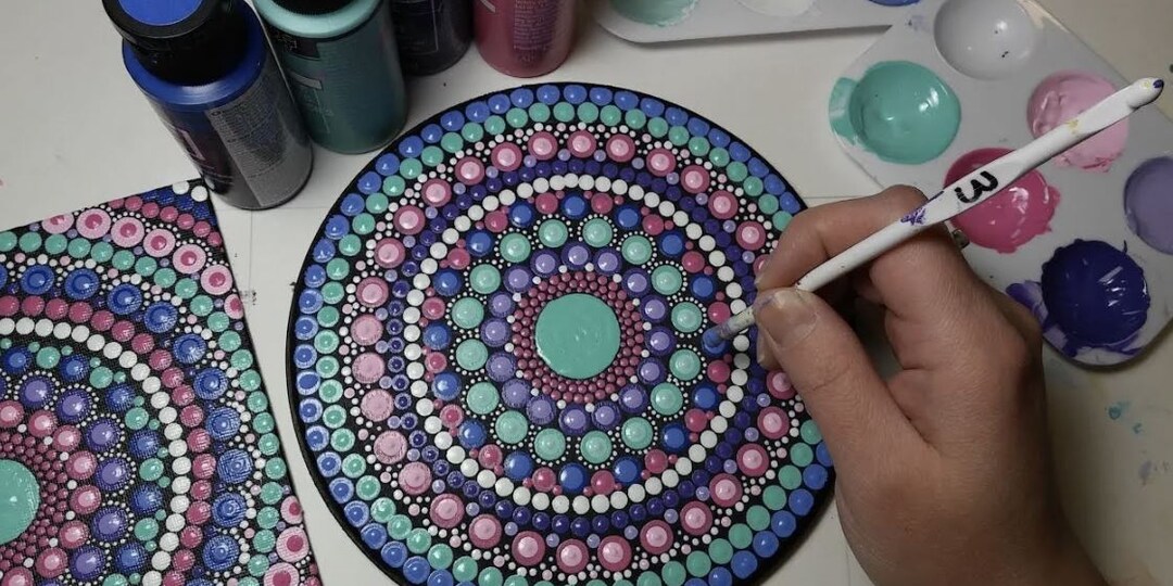 Техника точечной росписи: пошагово, чтобы узор получился ровным и живым 🎯🎨
