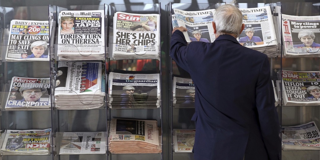 Доктор клизму прописал: западные фабрики смысла бьются в агонии. Наблюдаем за их кончиной