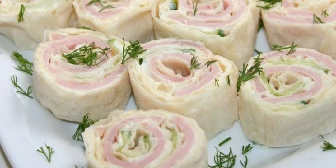 Три волшебных рецепта рулета из лаваша на новогодний праздник 🎄