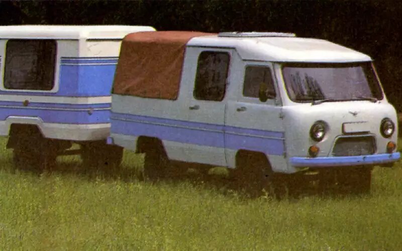    Оригинальный пикап с двойной кабиной краснодарского завода назывался Кубань ТСК-2-08.