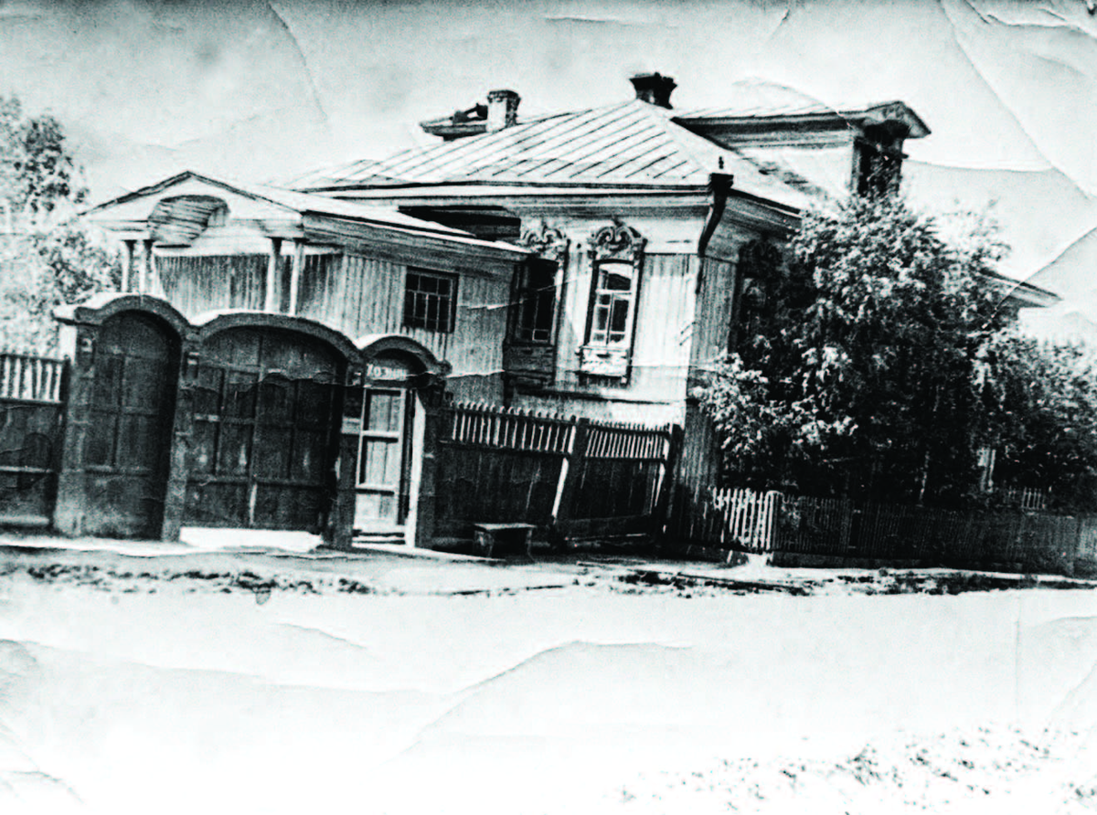 Дом семьи Распутиных в селе Покровское. Фото из открытых источников интернет.