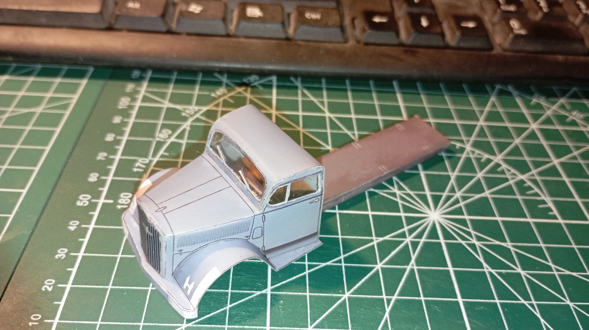 Вид на кабину.