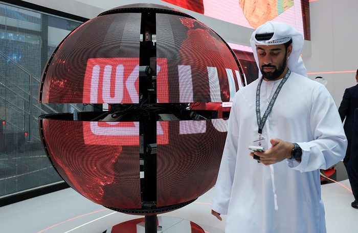    На выставке нефтегазовой отрасли ADIPEC в Абу-Даби, ноябрь 2025 года.REUTERS/Raghed Waked