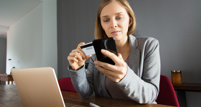    Сколько денег держать на карте? Новый ориентир для тех, кто хочет спать спокойно