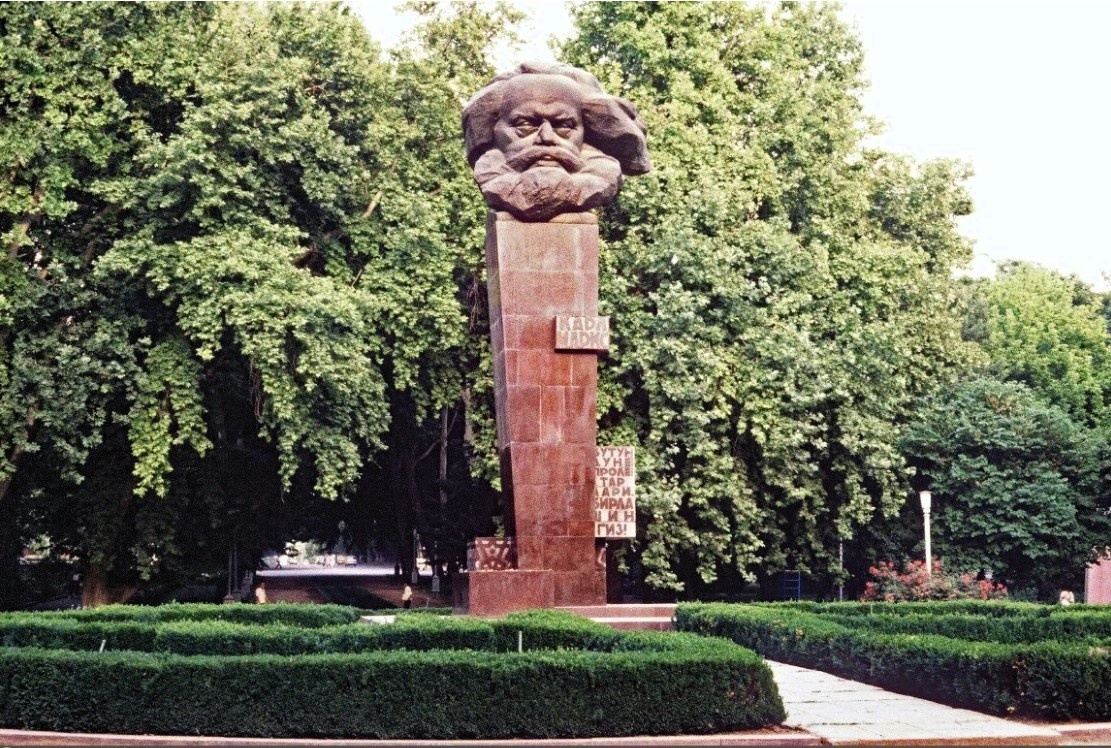 К. Маркс. Ташкентский Сквер Революции. 1980-е. Фото из сети.
