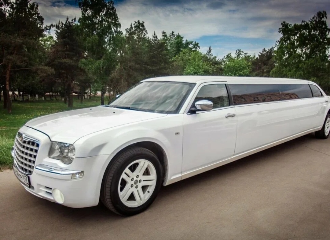 Лимузин, --взято из интернета с целью ознакомления. 