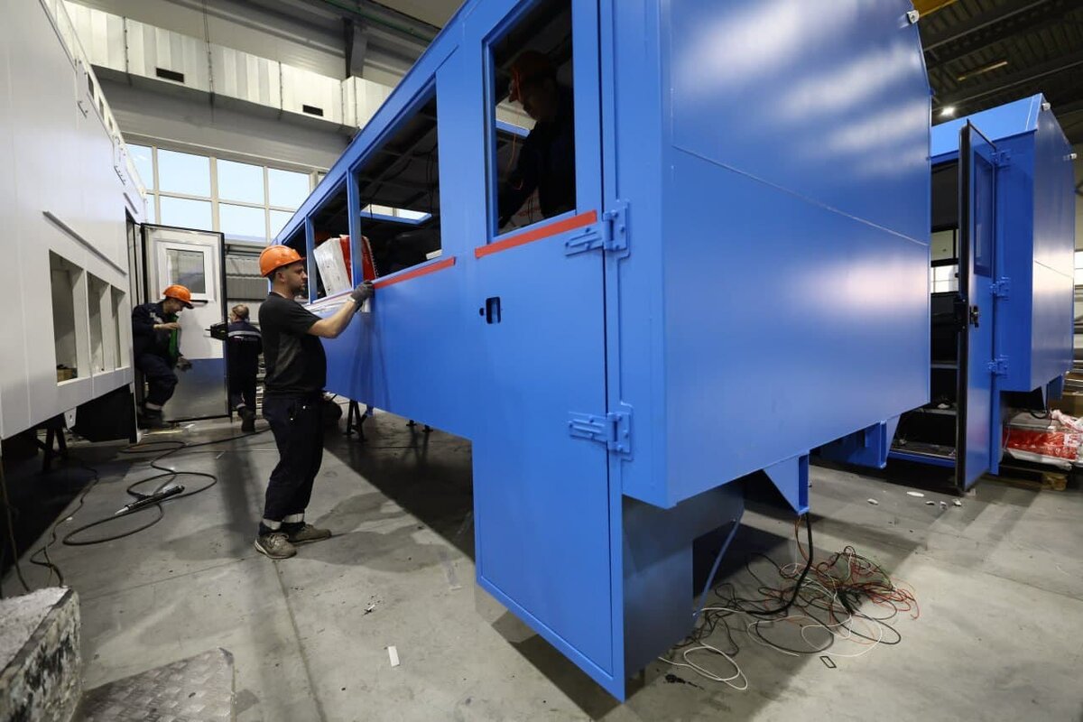   рабочий процесс на заводе