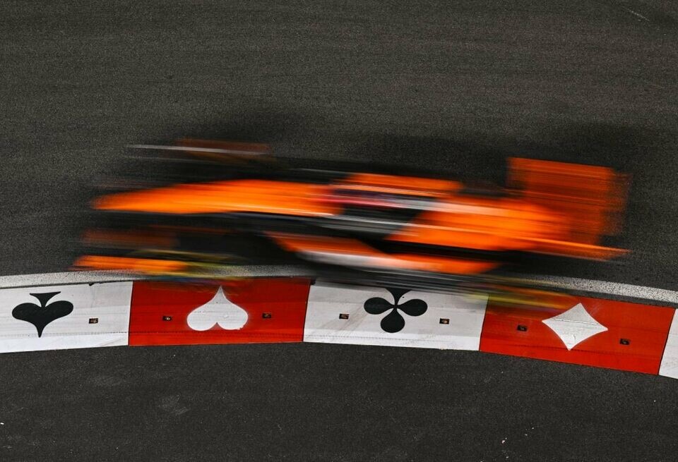    Официально: McLaren дисквалифицирована по итогам Гран При Лас-ВегасаMcLaren