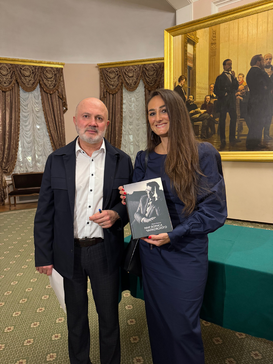 Ю.Б. Абдоков с Алиной Небыковой 