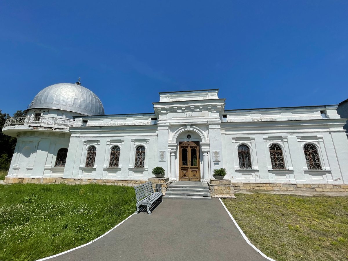 Главное здание обсерватории им. В.П. Энгельгардта. Фото Natalya Dolidenok