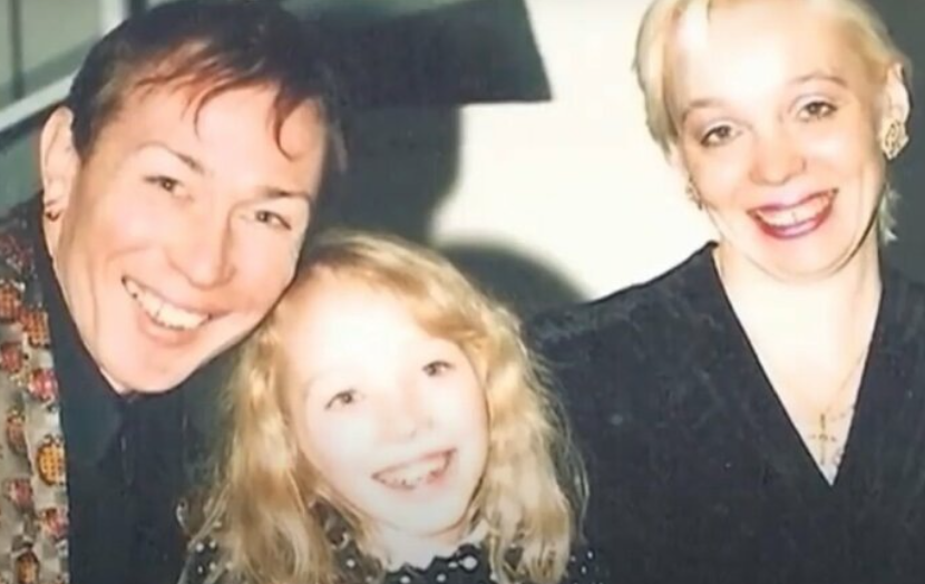 Песков с женой и дочерью