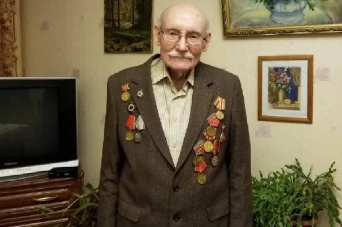    В Ростове ветеран Великой Отечественной войны Майоров отмечает 100 лет