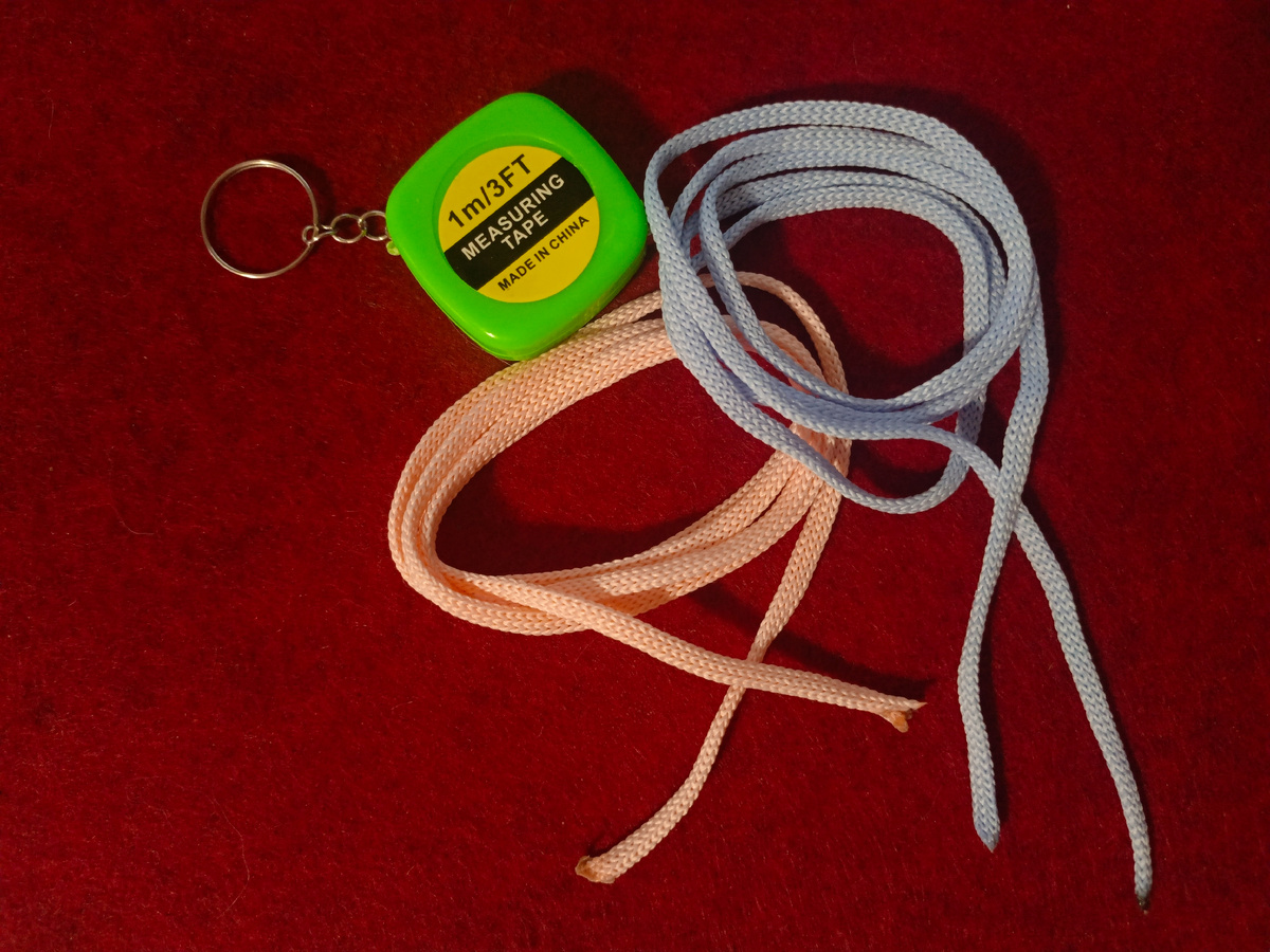 Тут 2 отрезка по 100 см.