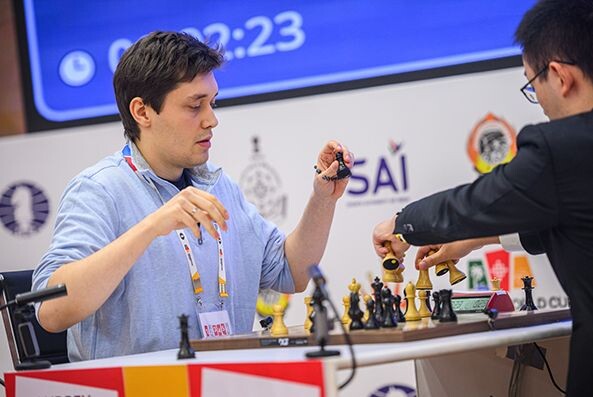 Андрей ЕСИПЕНКО проиграл полуфинал Кубка мира-2025.