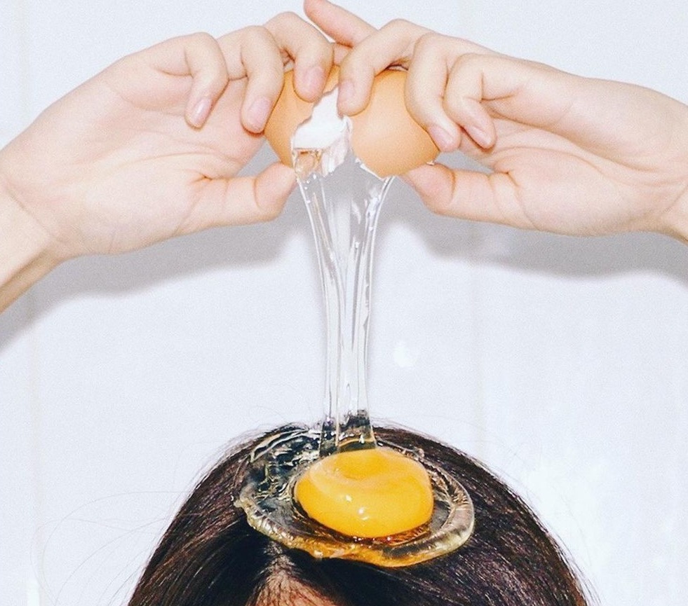 Продукты из холодильника не рекомендуется применять в косметологии