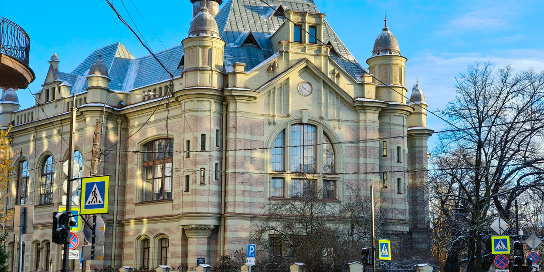 Маршрут-прогулка по островам Санкт-Петербурга: от особняков и парадных к домику Петра - Часть 2