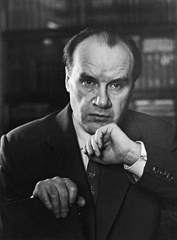 Николай Николаевич Носов. Источник: ruvek.mid.ru