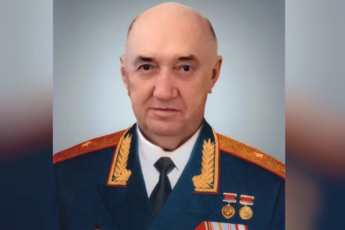    С «железным генералом» Сафоновым прощаются в Волгограде