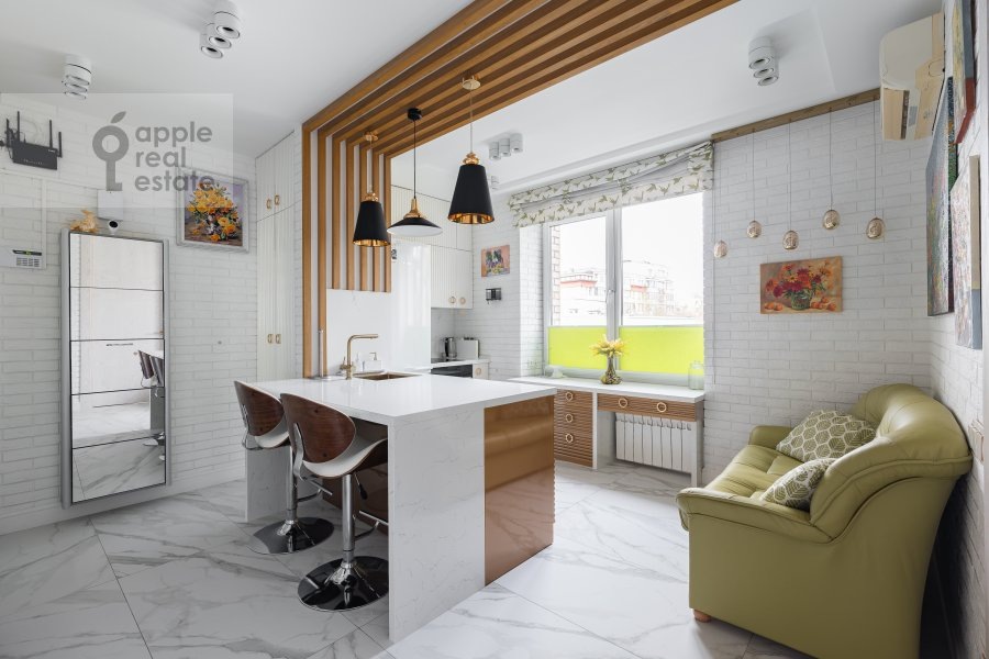 Фото из архива Apple Real Estate